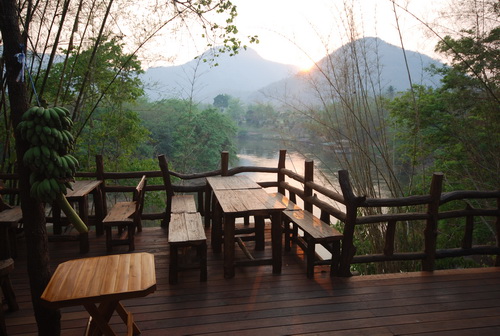 HINTOK RIVER CAMP 'Chaudement Recommandé'