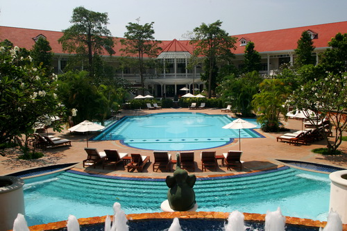 SOFITEL CENTARA GRAND RESORT