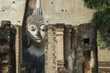 A SLOW JOURNEY THROUGH SIAM HISTORY