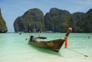PHI-PHI ISLANDS BY SPEED BOAT (FROM PHUKET)
